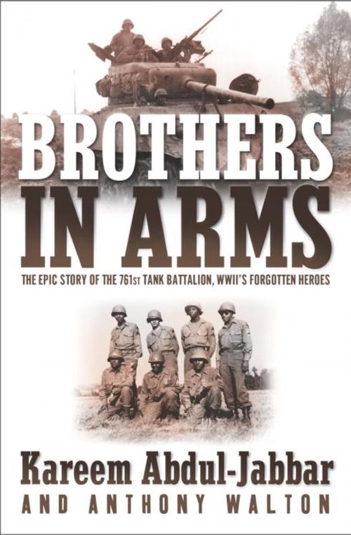 Cover of the book Brothers in Arms by Kareem Abdul-Jabbar, Anthony Walton, Crown/Archetype