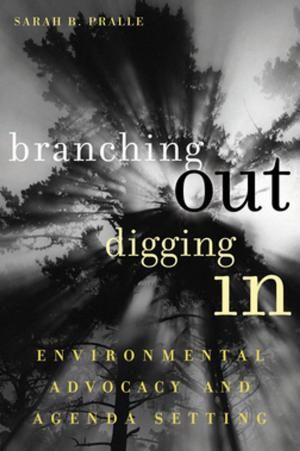 Cover of the book Branching Out, Digging In by Robert Agranoff