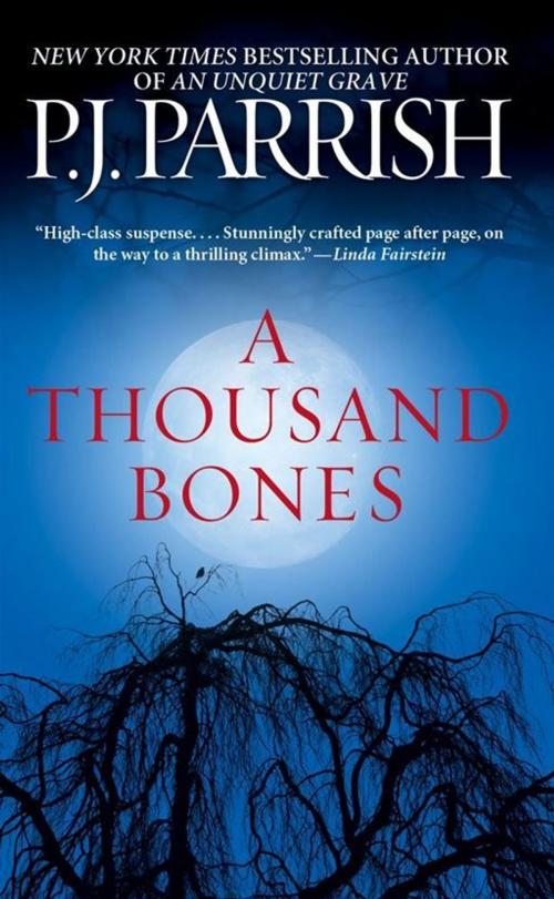 Cover of the book A Thousand Bones by P. J. Parrish, Pocket Books