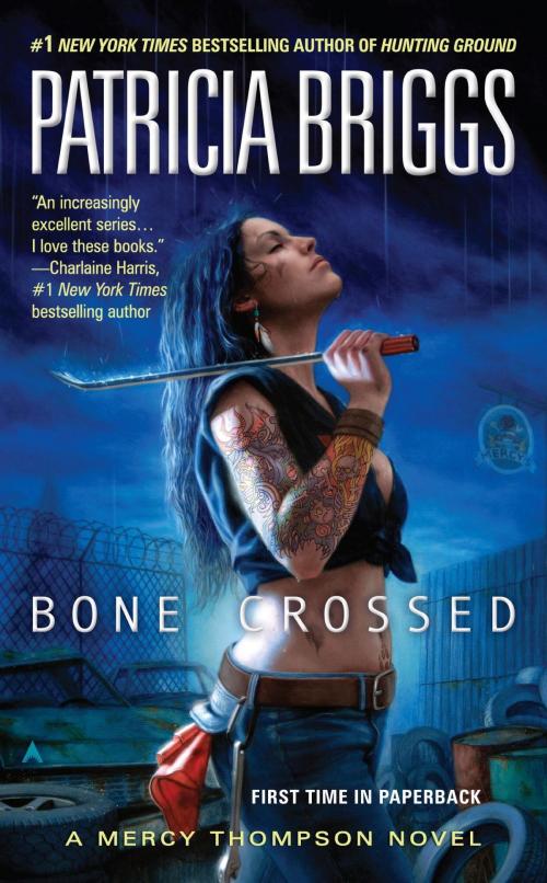 Cover of the book Bone Crossed by Patricia Briggs, Penguin Publishing Group