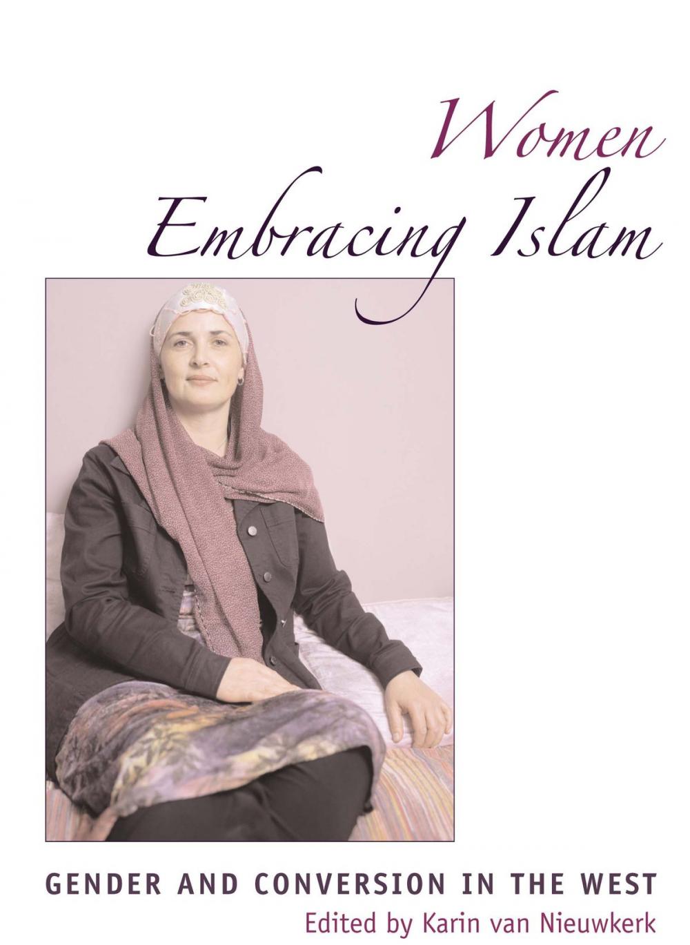 Big bigCover of Women Embracing Islam