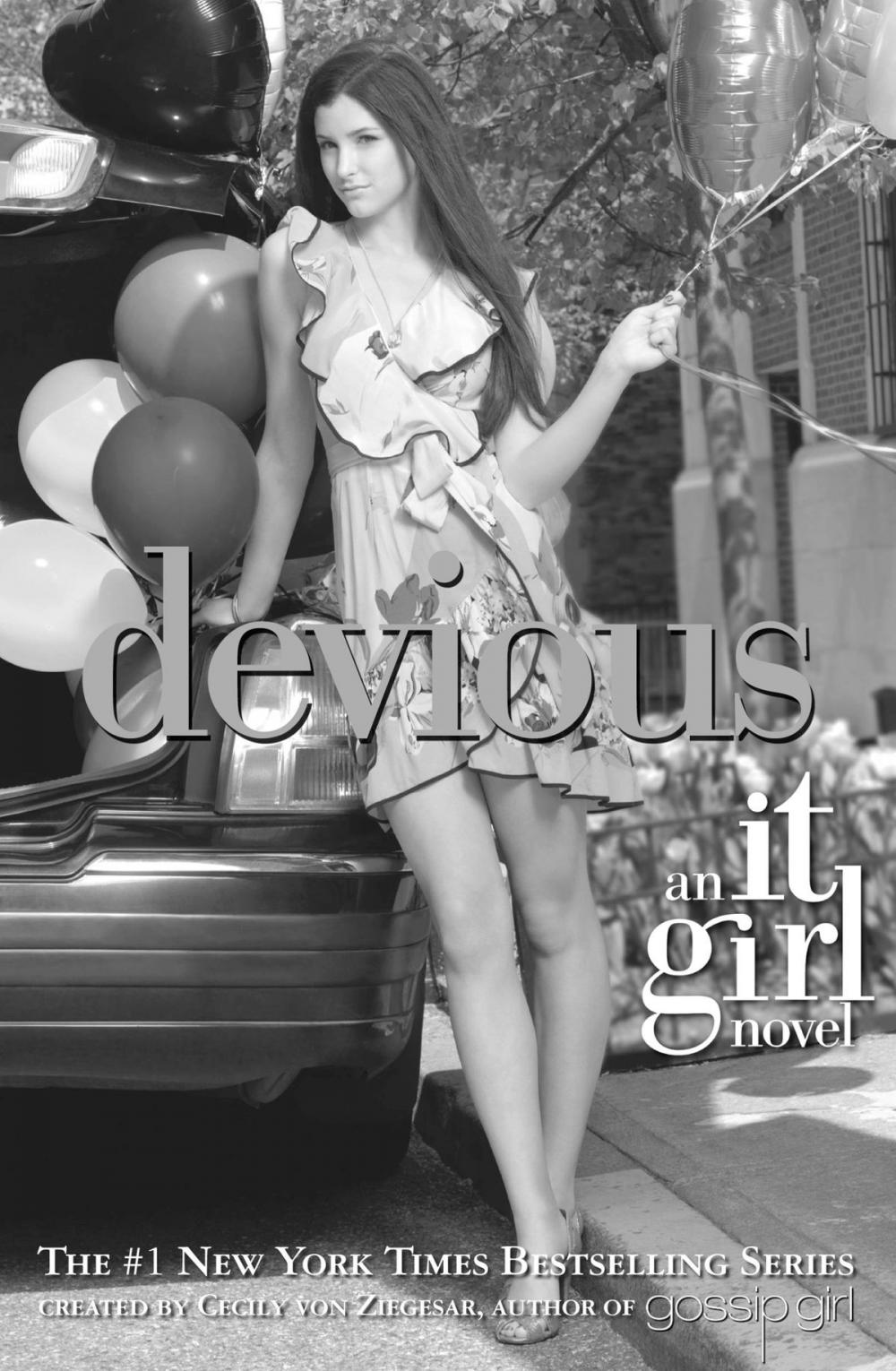 Big bigCover of It Girl #9: Devious