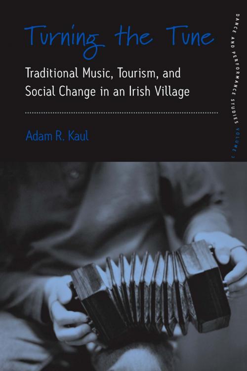 Cover of the book Turning the Tune by Adam Kaul, Berghahn Books