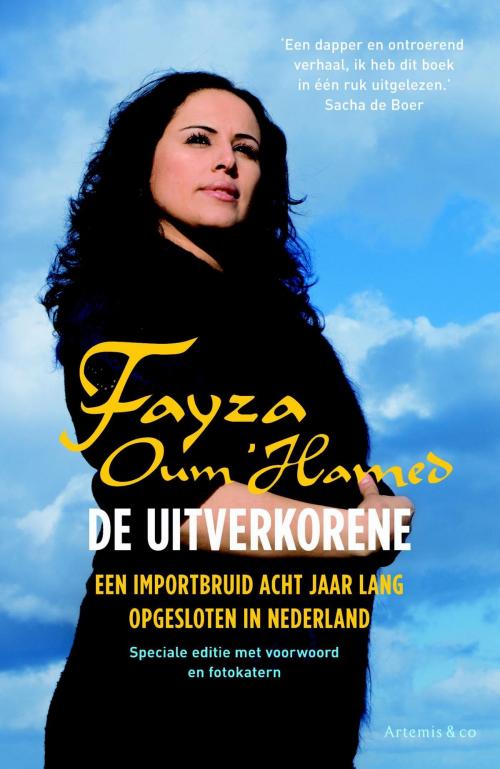 Cover of the book De uitverkorene by Fayza Oum'Hamed, Ambo/Anthos B.V.