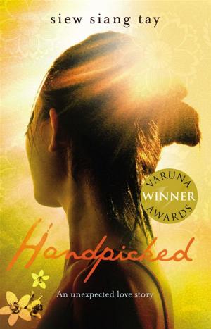 Cover of the book Handpicked by Helen O'Neill