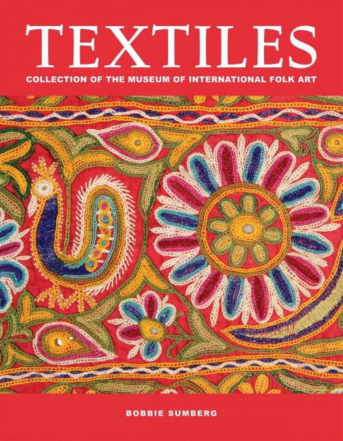 Cover of the book Textiles by Bobbie Sumberg, Gibbs Smith