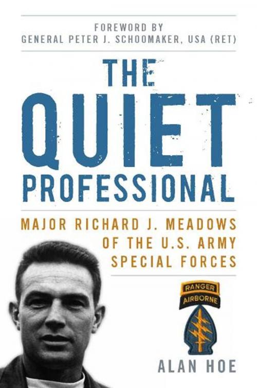 Cover of the book The Quiet Professional by Alan Hoe, The University Press of Kentucky
