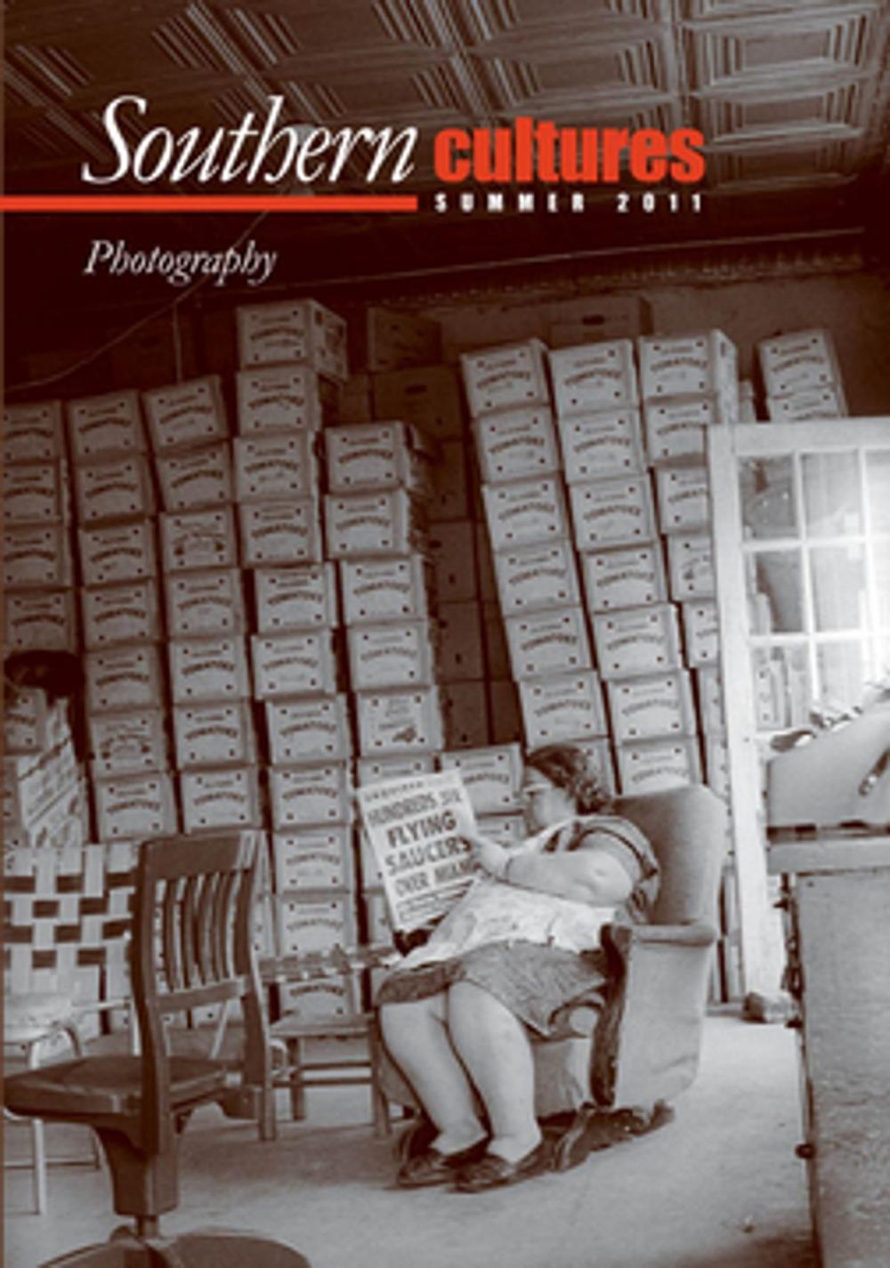 Big bigCover of Southern Cultures: The Photography Issue