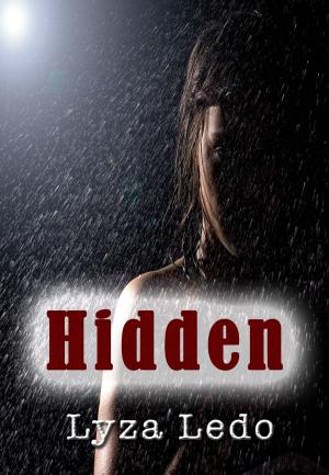 Book cover of Hidden (Secrets Trilogy, #2)