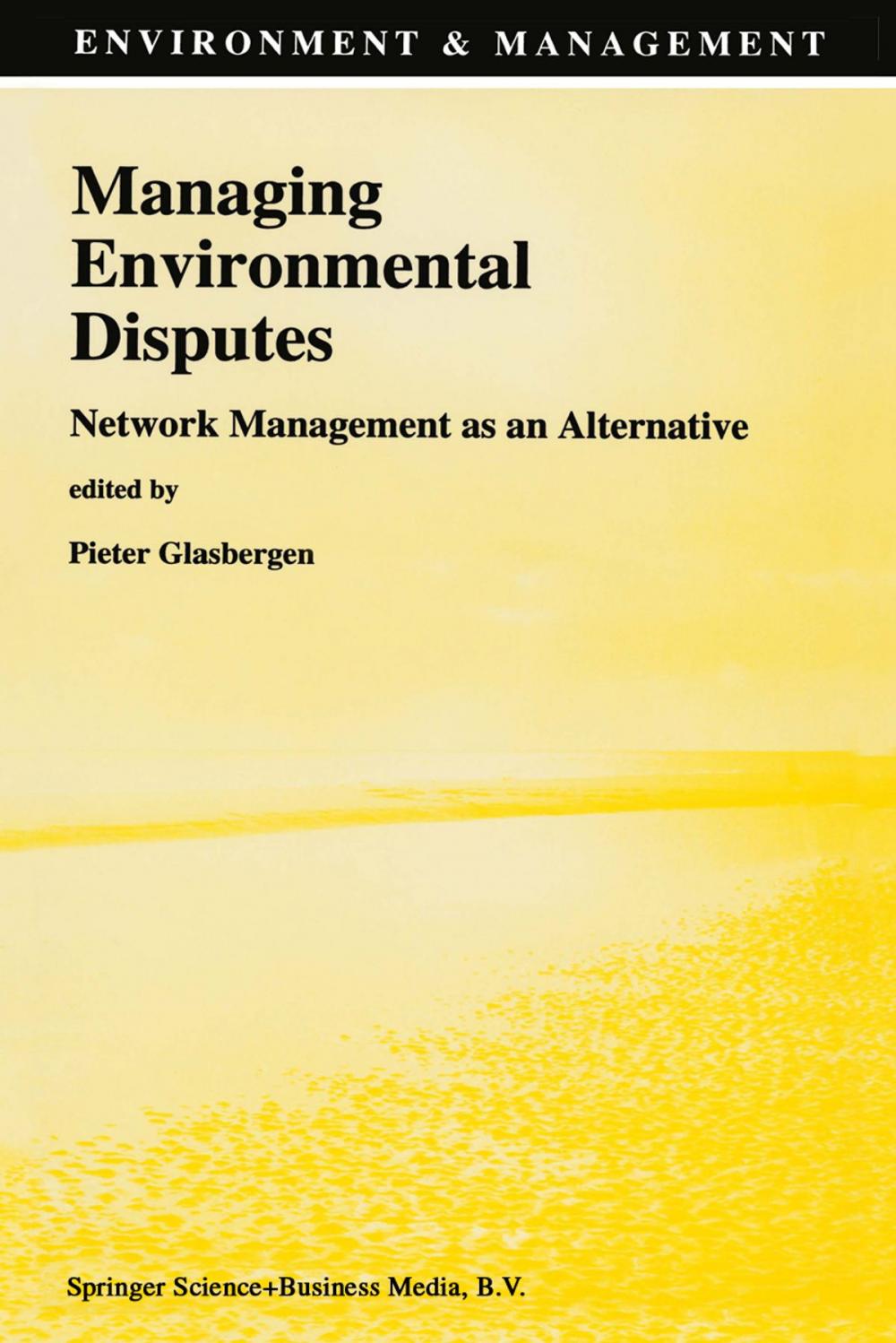 Big bigCover of Managing Environmental Disputes