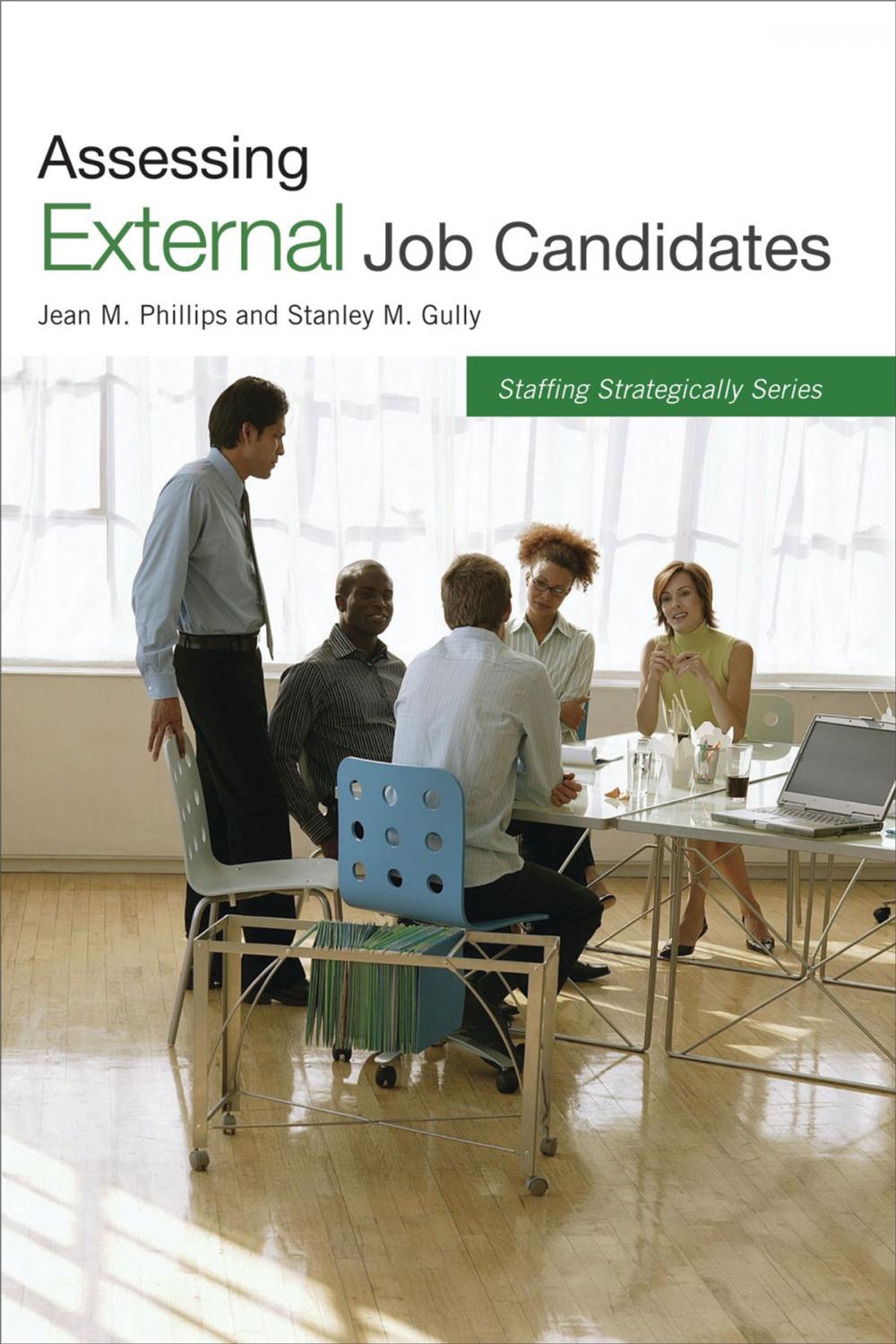 Big bigCover of Assessing External Job Candidates