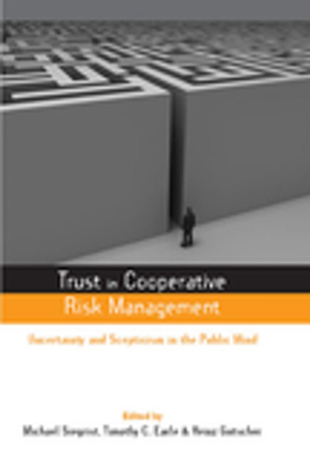 Big bigCover of Trust in Cooperative Risk Management