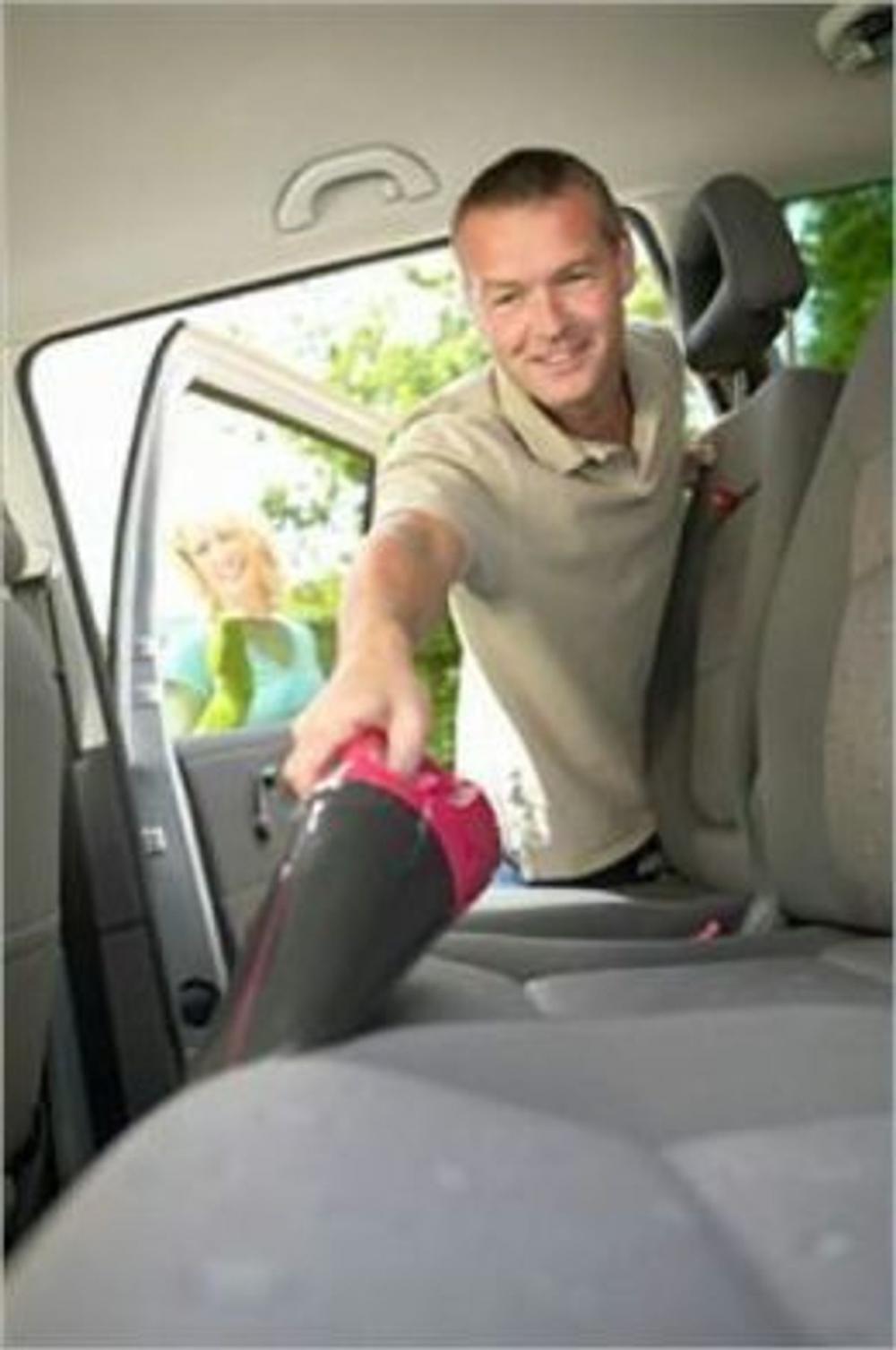 Big bigCover of How to Clean Car Seats