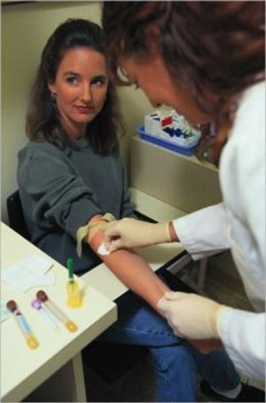 Cover of the book How to Become a Phlebotomist by Janine Tayag
