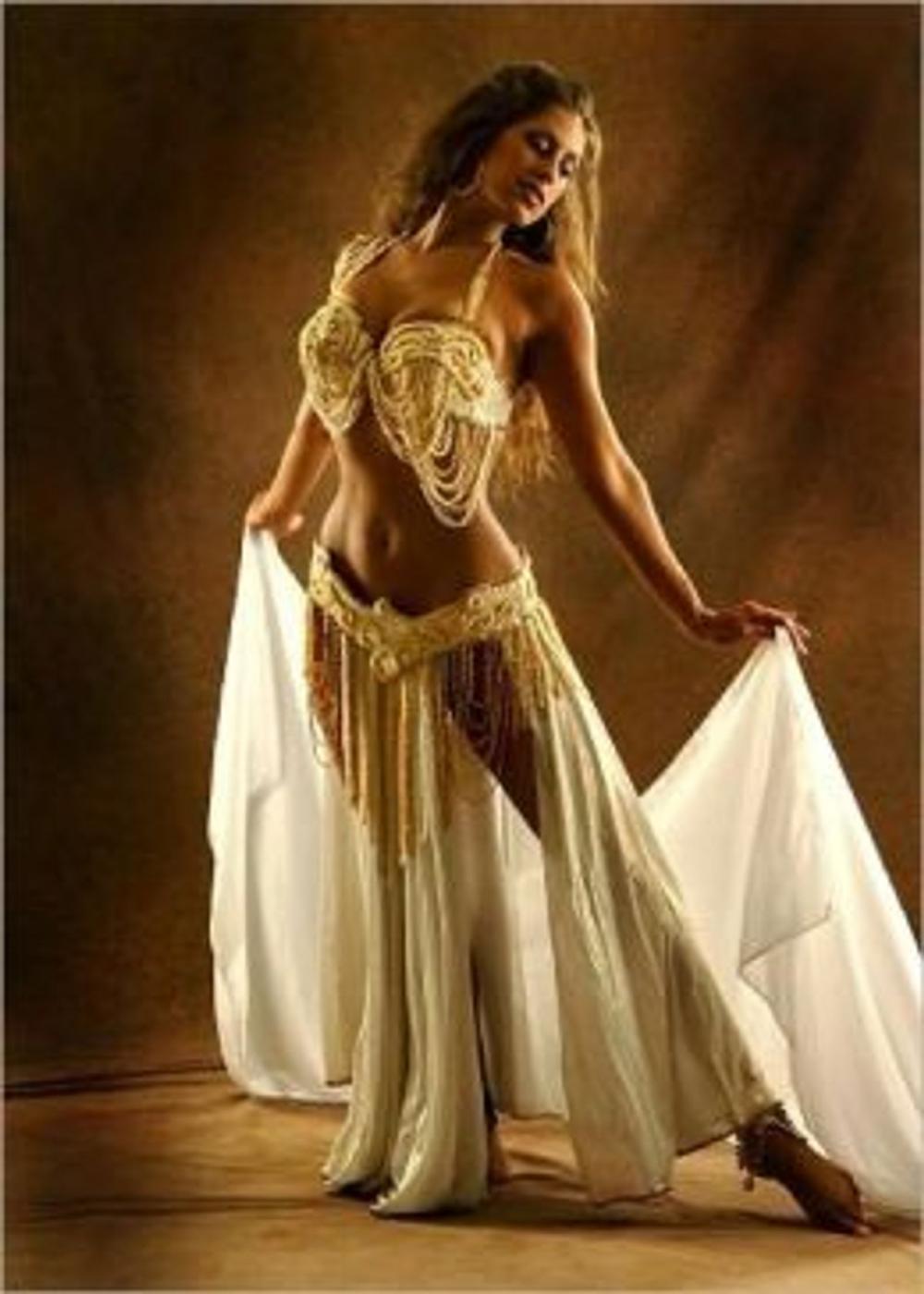 Big bigCover of The Essential Belly Dancing Guide For Beginners