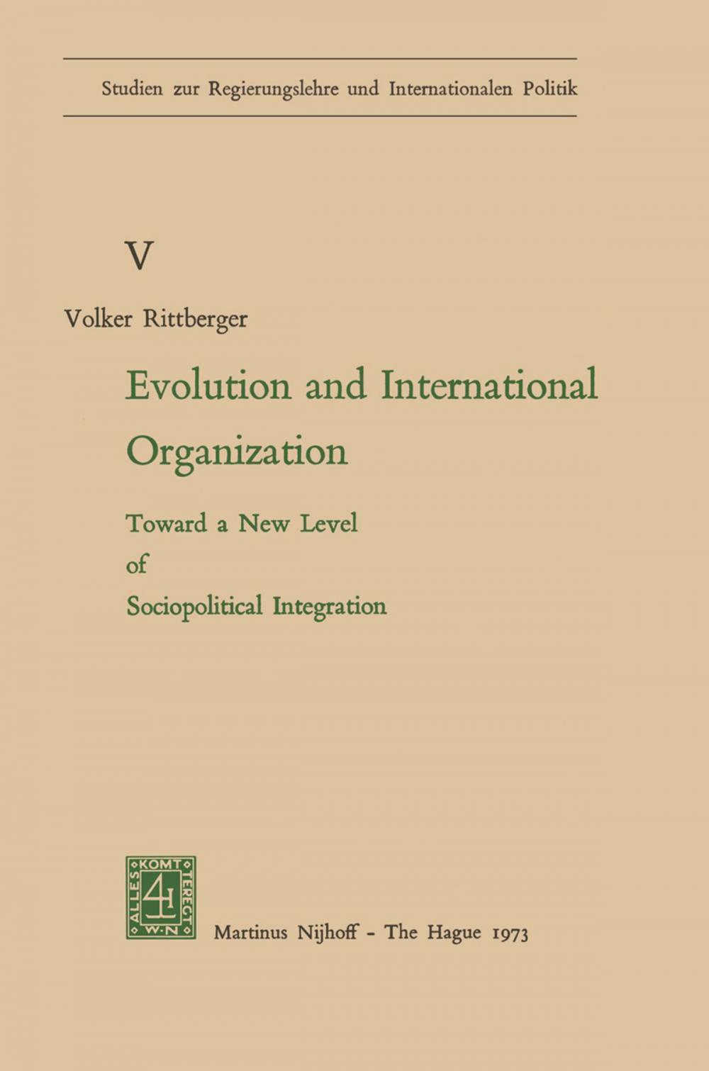 Big bigCover of Evolution and International Organization