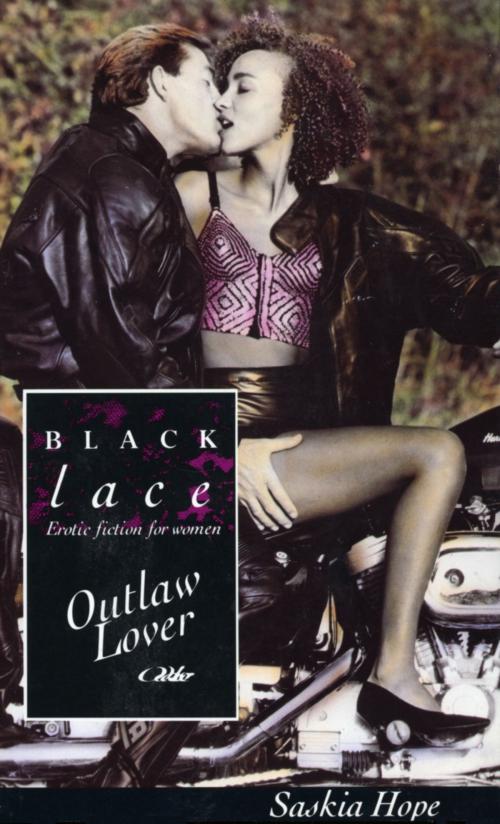 Cover of the book Outlaw Lover by Saskia Hope, Ebury Publishing