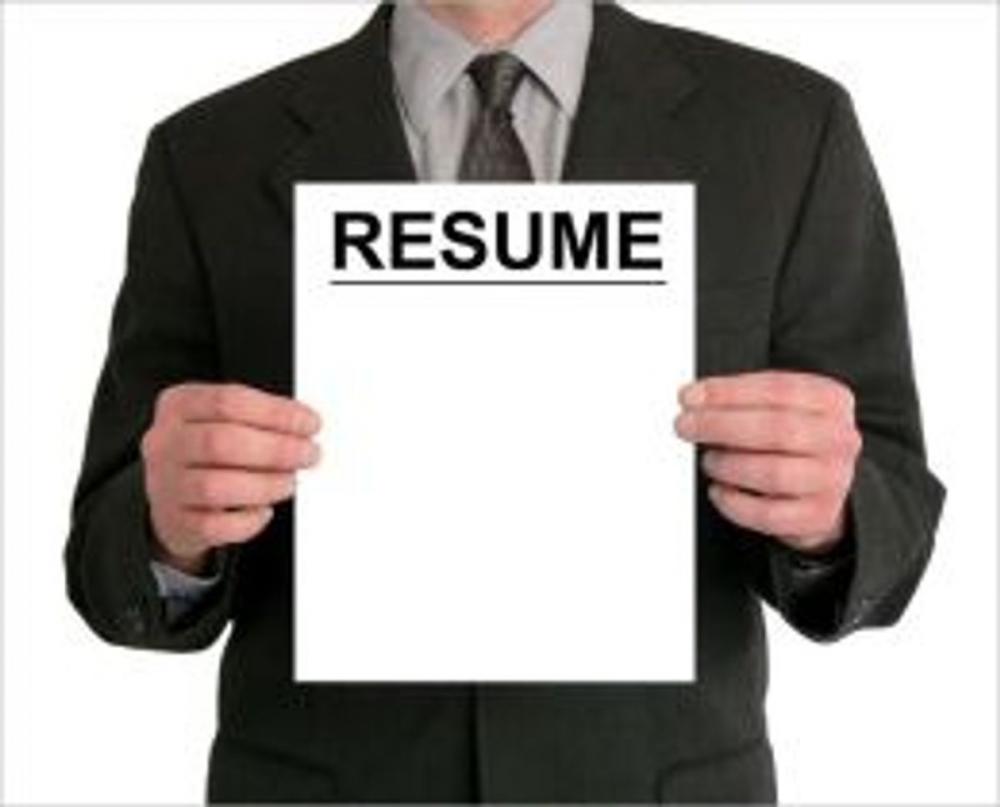 Big bigCover of The Essential Guide To Writing A Resume That Lands You Your Dream Job