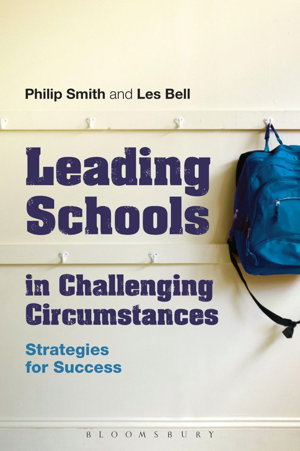 Big bigCover of Leading Schools in Challenging Circumstances