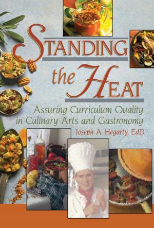 Cover of the book Standing the Heat by Jose Arturo Garza-Reyes, Vikas Kumar, Juan Luis Martinez-Covarrubias, Ming K Lim