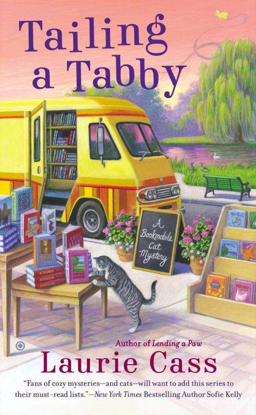 Cover of the book Tailing a Tabby by Laurie Cass, Penguin Publishing Group