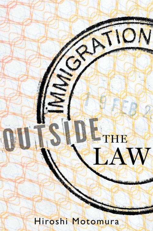 Cover of the book Immigration Outside the Law by Hiroshi Motomura, Oxford University Press