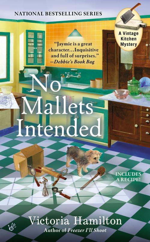 Cover of the book No Mallets Intended by Victoria Hamilton, Penguin Publishing Group