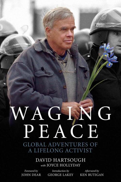 Cover of the book Waging Peace by David Hartsough, Joyce Hollyday, Ken Butigan, PM Press