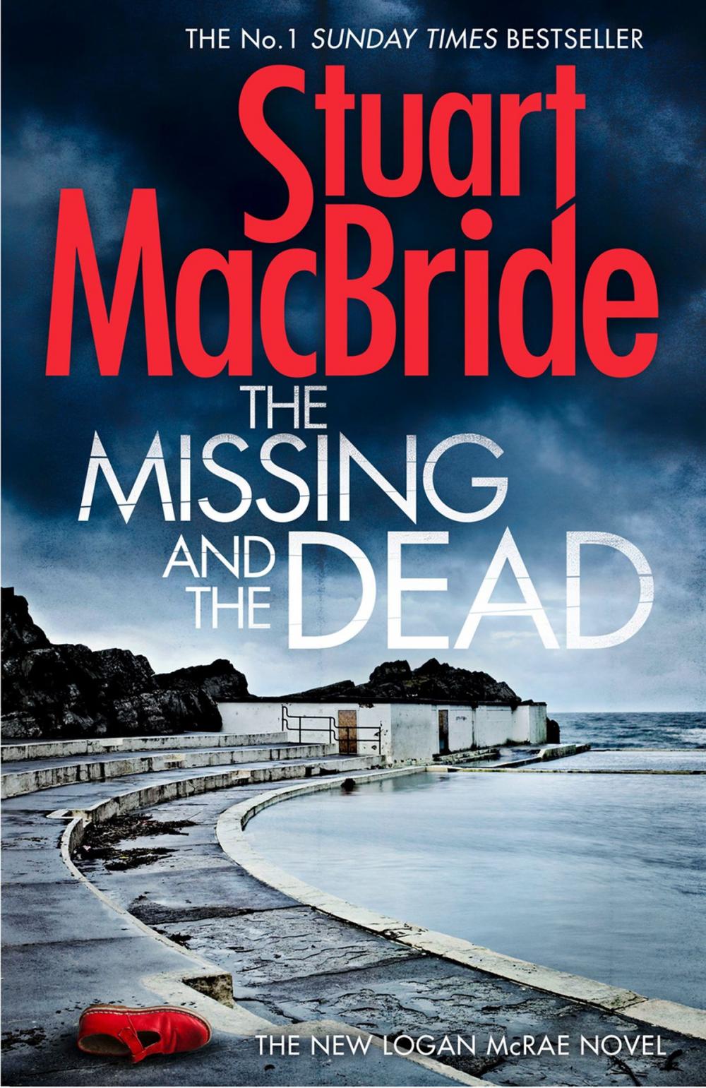 Big bigCover of The Missing and the Dead (Logan McRae, Book 9)