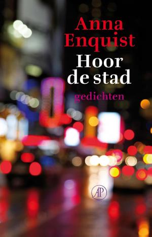 Cover of the book Hoor de stad by Karl Ove Knausgård