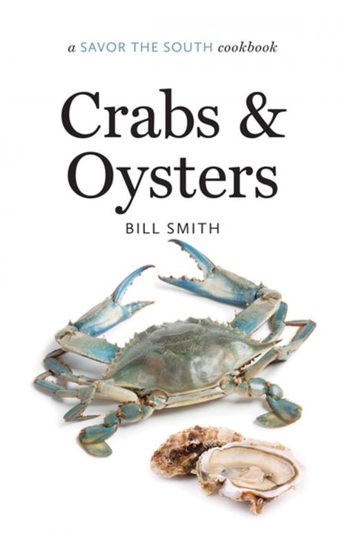 Cover of the book Crabs and Oysters by Bill Smith, The University of North Carolina Press