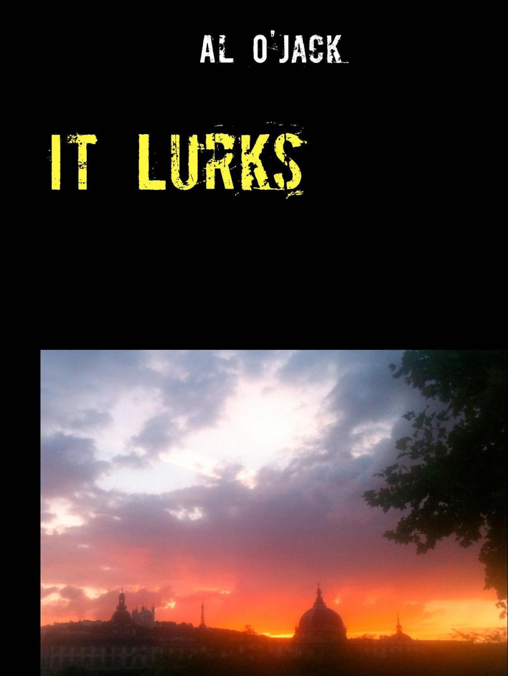 Big bigCover of It Lurks