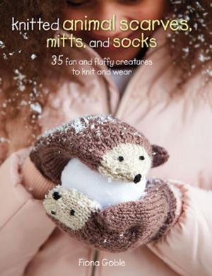 Cover of the book Knitted Animal Scarves, Mitts and Socks by Moda Alcolica