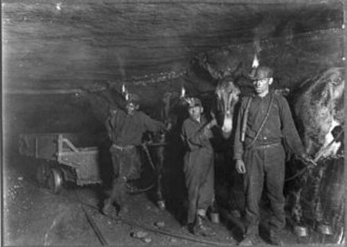 Cover of the book Les Mineurs des mines by Claudette Duchesne (Czara), Claudette Duchesne