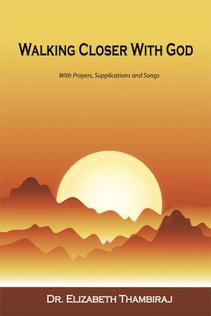Book cover of Walking Closer with God