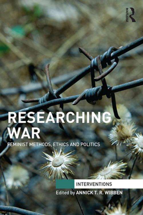 Cover of the book Researching War by , Taylor and Francis