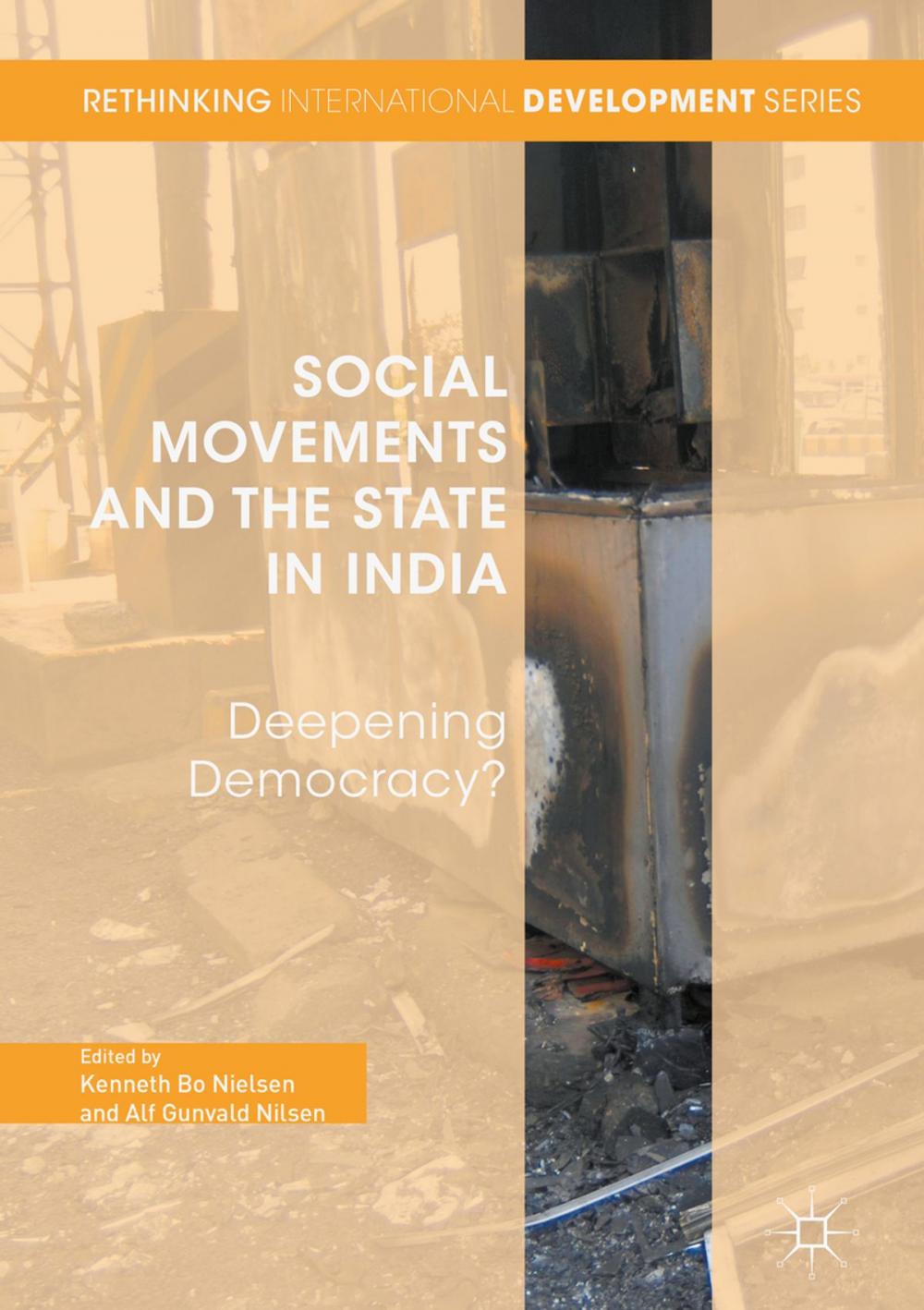 Big bigCover of Social Movements and the State in India