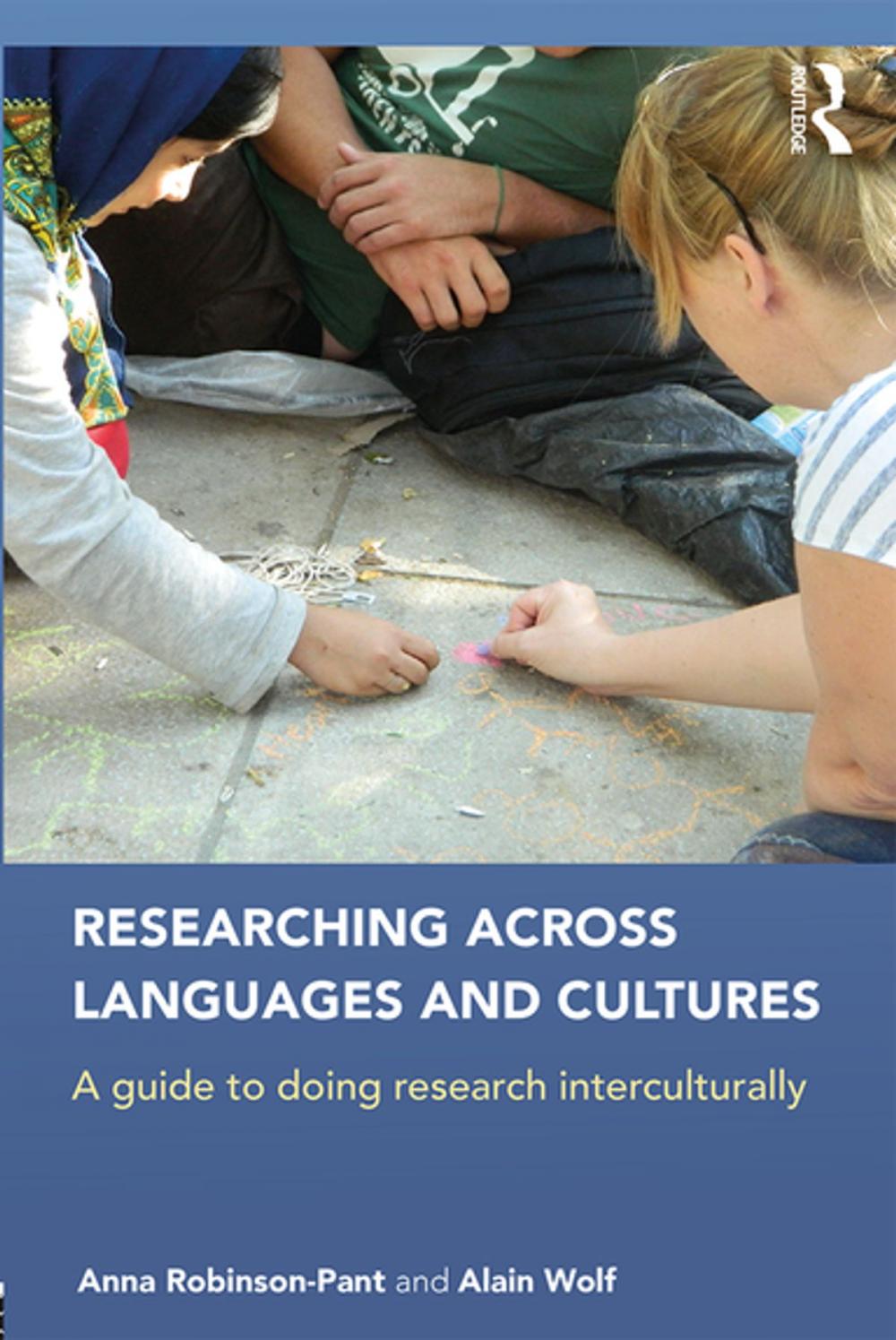 Big bigCover of Researching Across Languages and Cultures