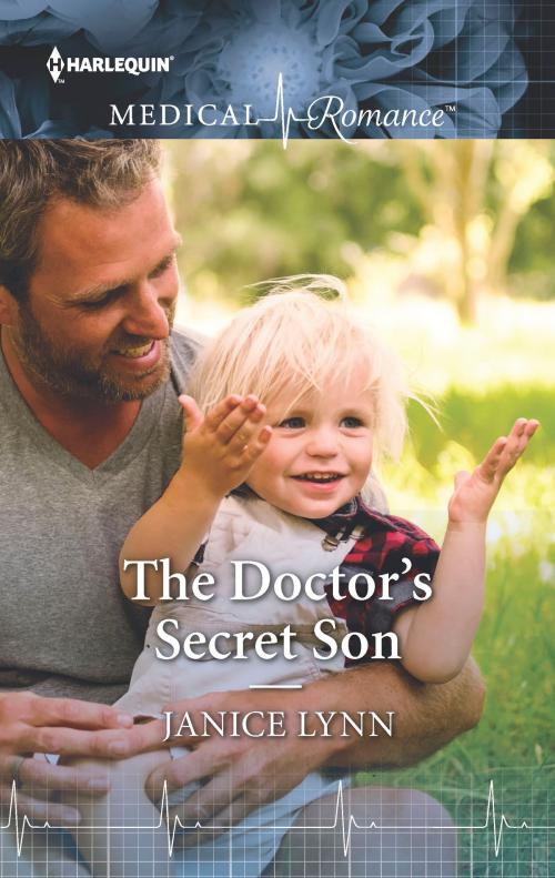 Cover of the book The Doctor's Secret Son by Janice Lynn, Harlequin