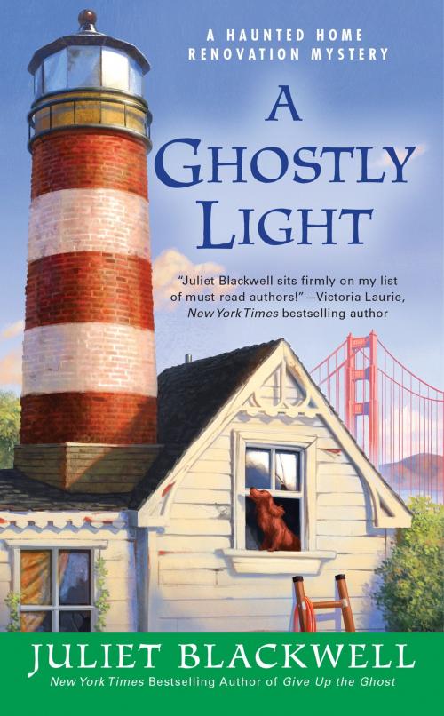 Cover of the book A Ghostly Light by Juliet Blackwell, Penguin Publishing Group