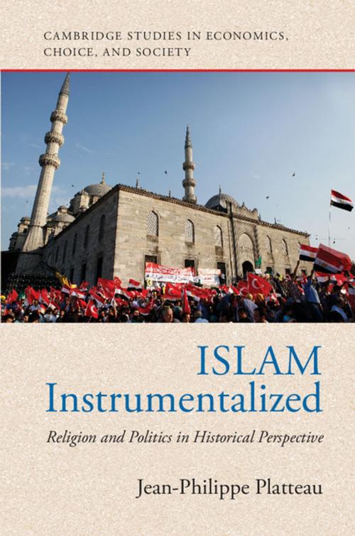 Cover of the book Islam Instrumentalized by Jean-Philippe Platteau, Cambridge University Press