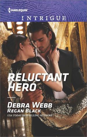 Cover of the book Reluctant Hero by Jenna Night