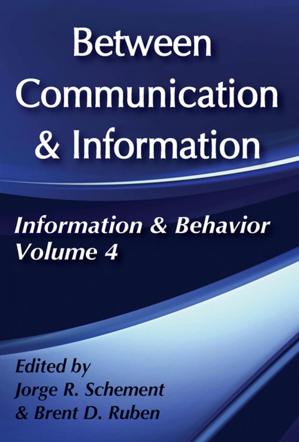 Big bigCover of Between Communication and Information