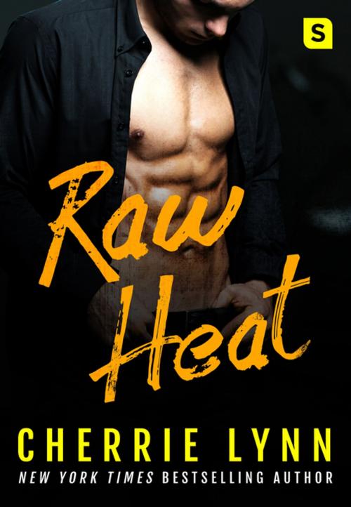 Cover of the book Raw Heat by Cherrie Lynn, St. Martin's Press