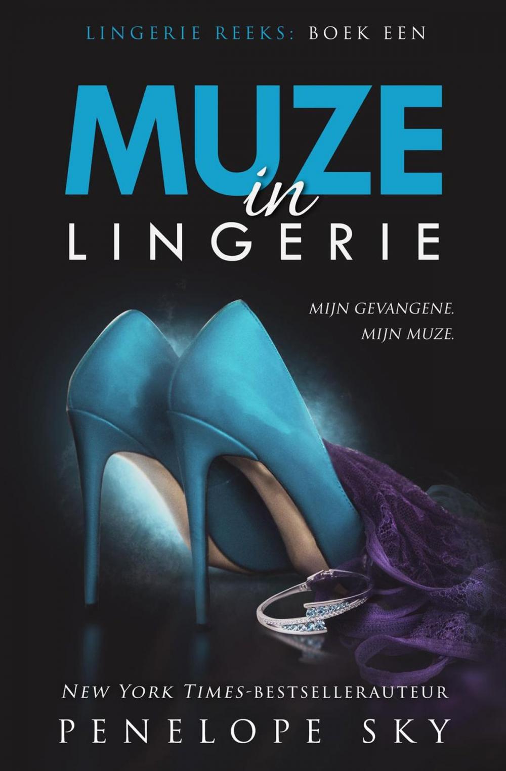 Big bigCover of Muze in lingerie