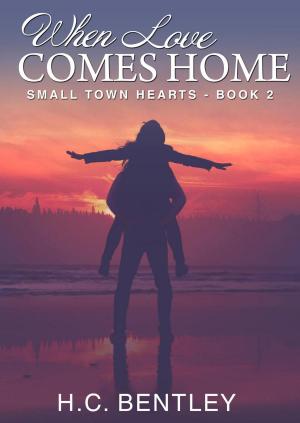 Cover of the book When Love Comes Home by Hildie McQueen