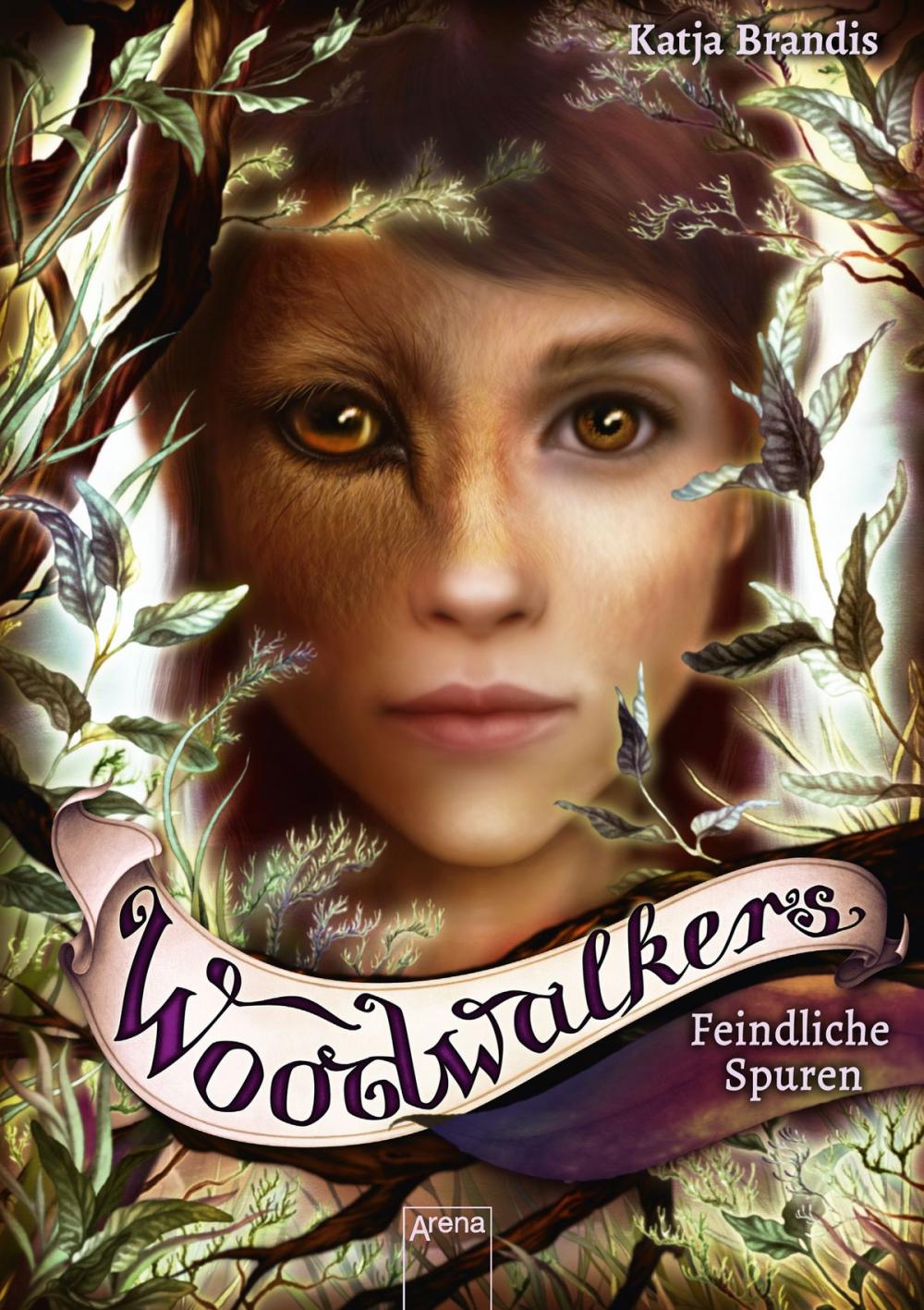 Big bigCover of Woodwalkers (5). Feindliche Spuren