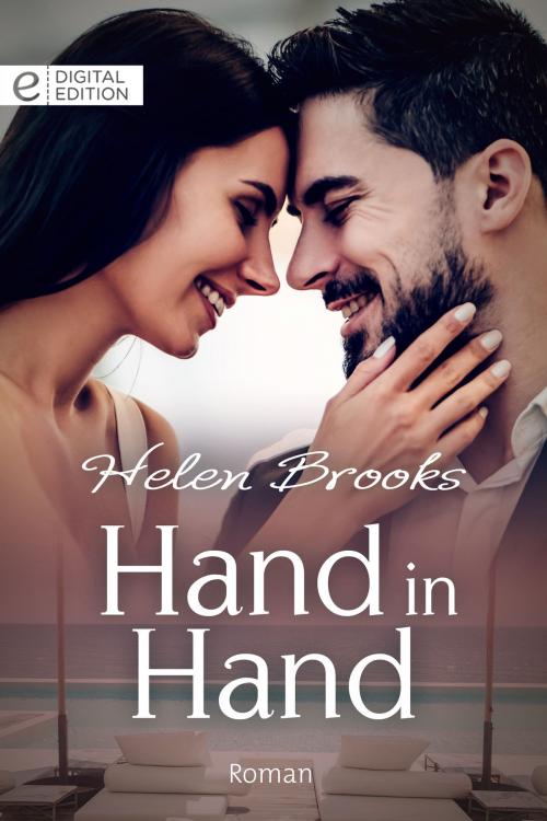 Cover of the book Hand in Hand by Helen Brooks, CORA Verlag