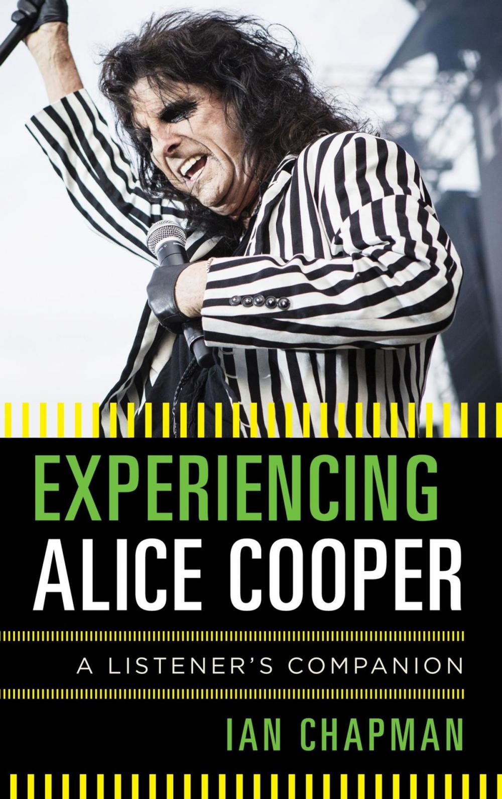 Big bigCover of Experiencing Alice Cooper