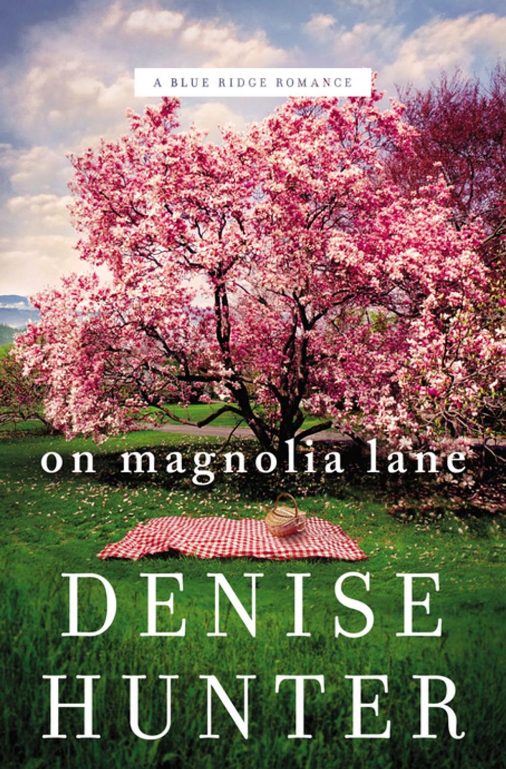 Big bigCover of On Magnolia Lane